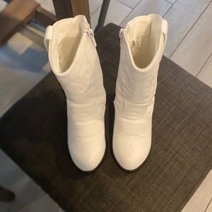 White Baby cowboy boots